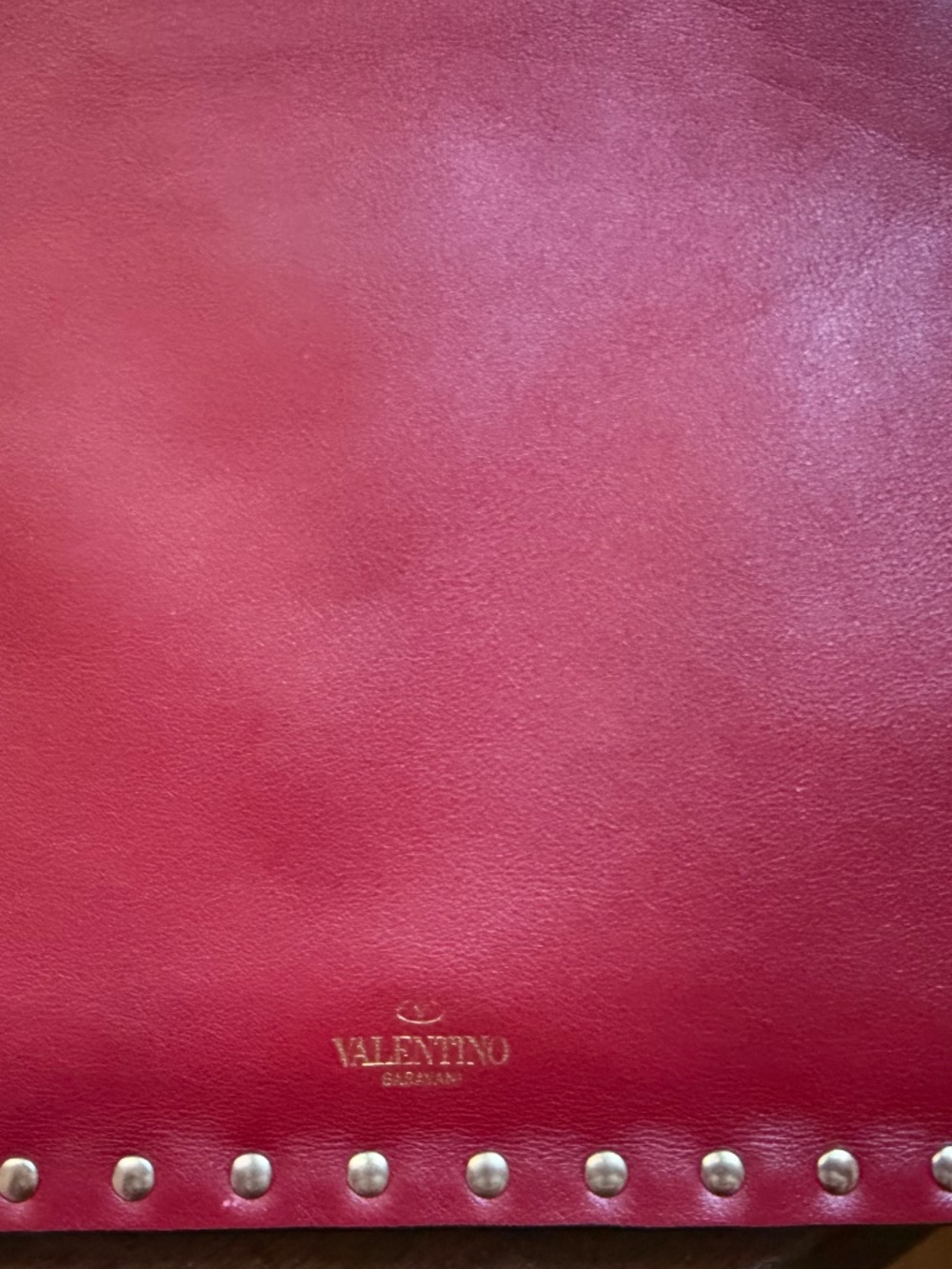 Valentino Garavani Red Rockstud Clutch ❤️ - Picture 10 of 15